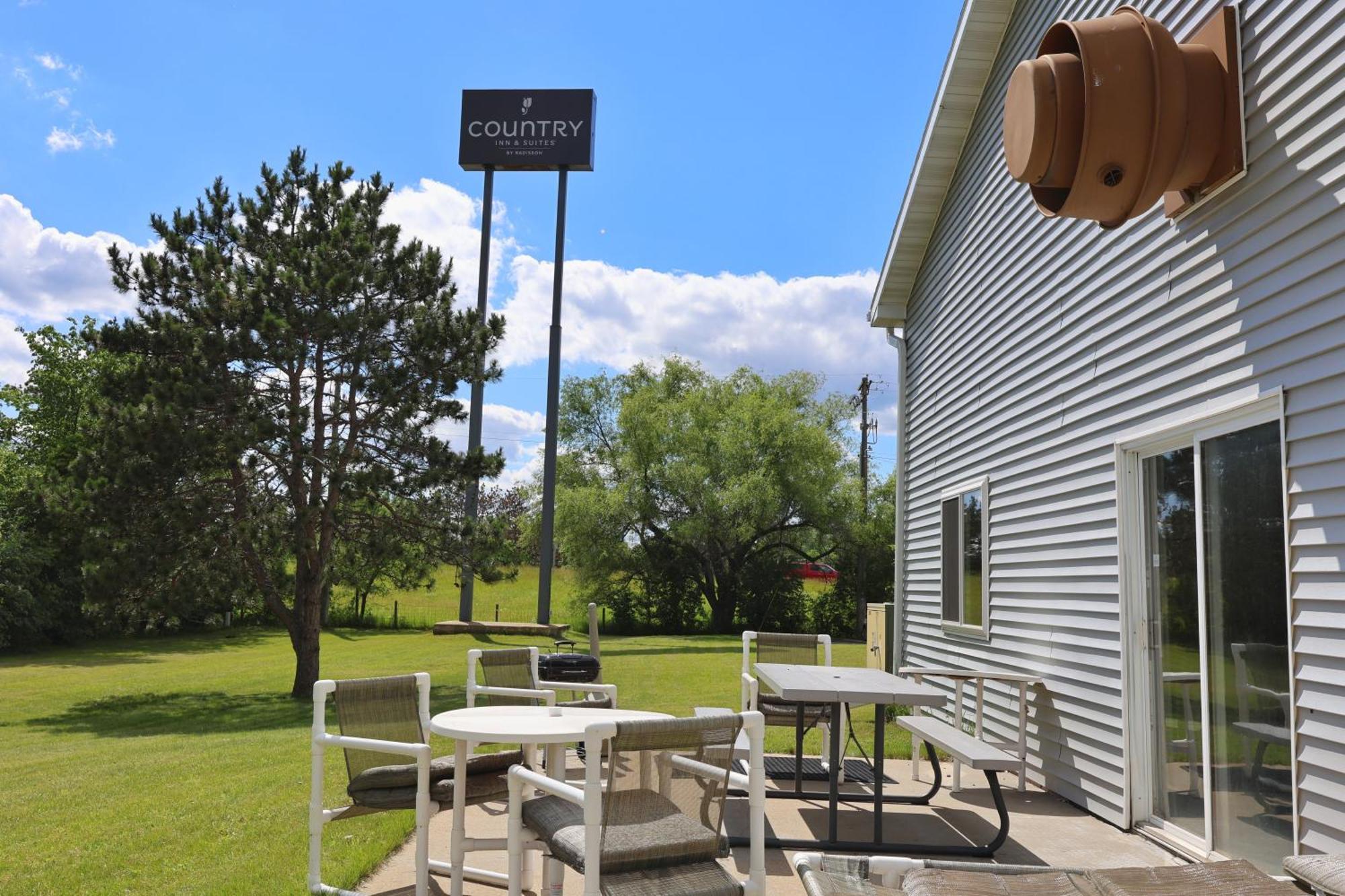 Country Inn & Suites By Radisson, Sparta, Wi Экстерьер фото