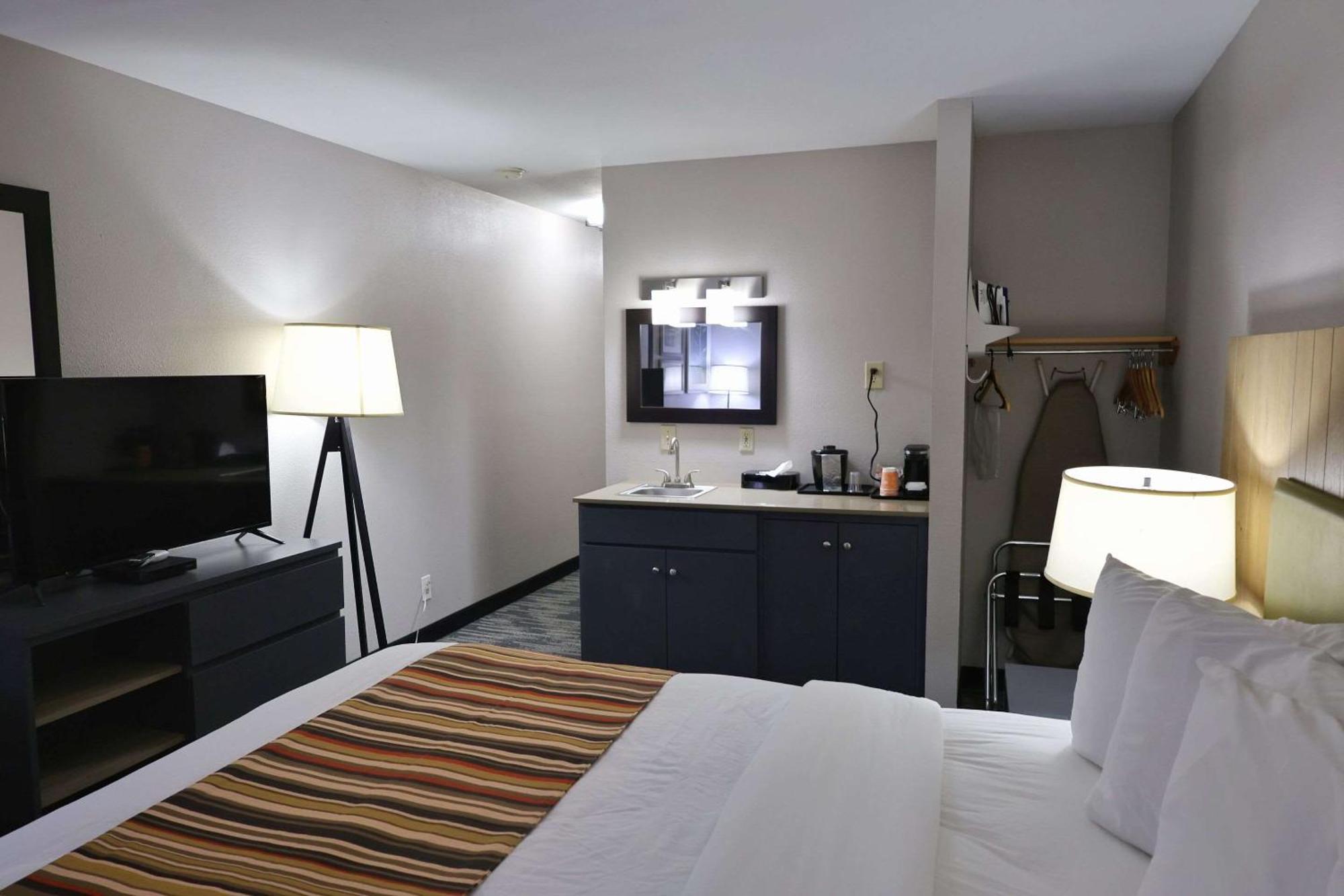 Country Inn & Suites By Radisson, Sparta, Wi Экстерьер фото