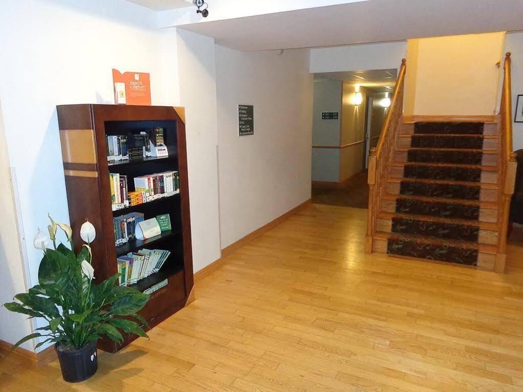 Country Inn & Suites By Radisson, Sparta, Wi Экстерьер фото